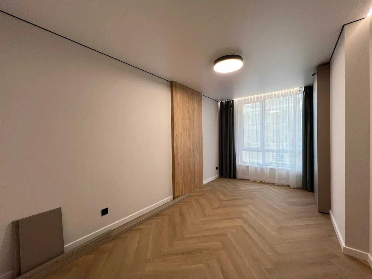 2-room apartment near the lake in the Manhattan up residential complex