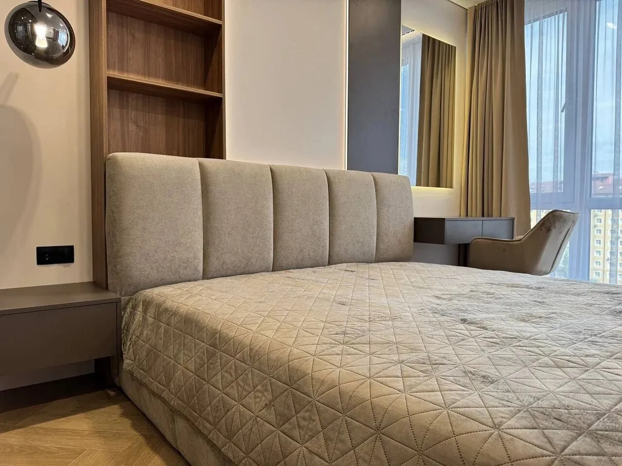 Three-bedroom apartment with a studio kitchen in the modern Manhatta residential complex