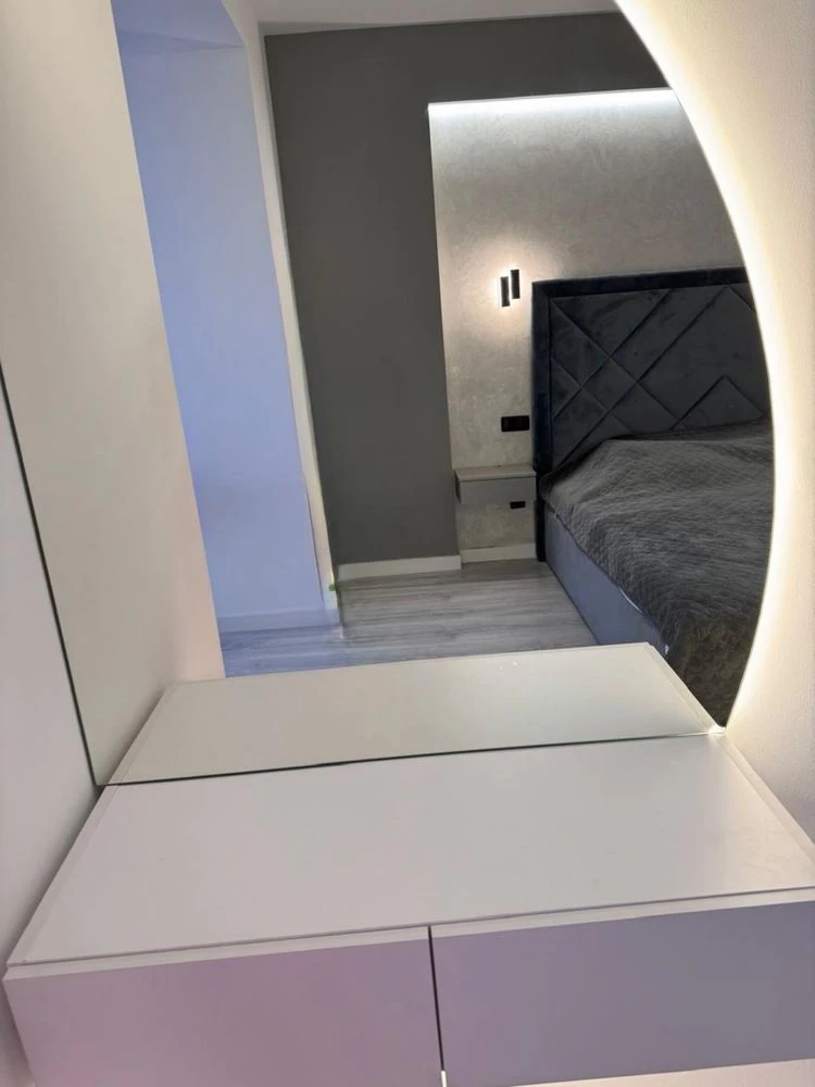 Sale of a 2-bedroom apartment with renovation and furniture