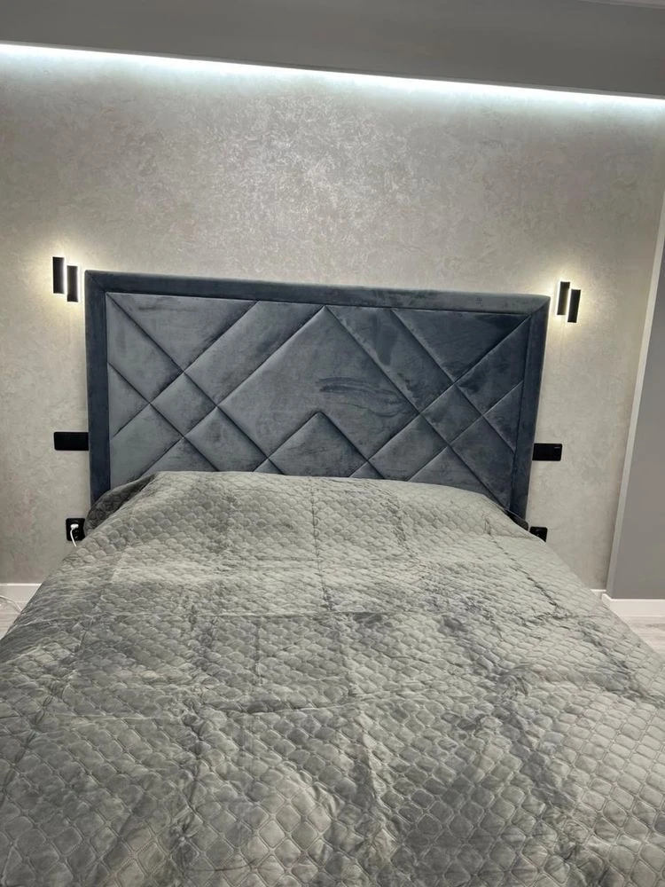 Sale of a 2-bedroom apartment with renovation and furniture