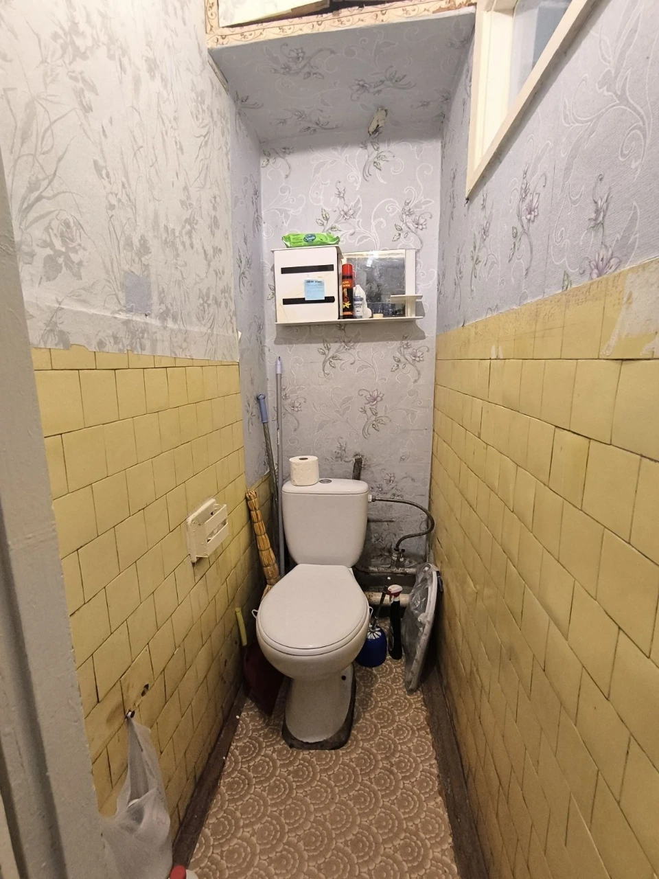 3-room apartment for sale, Exhibition area.