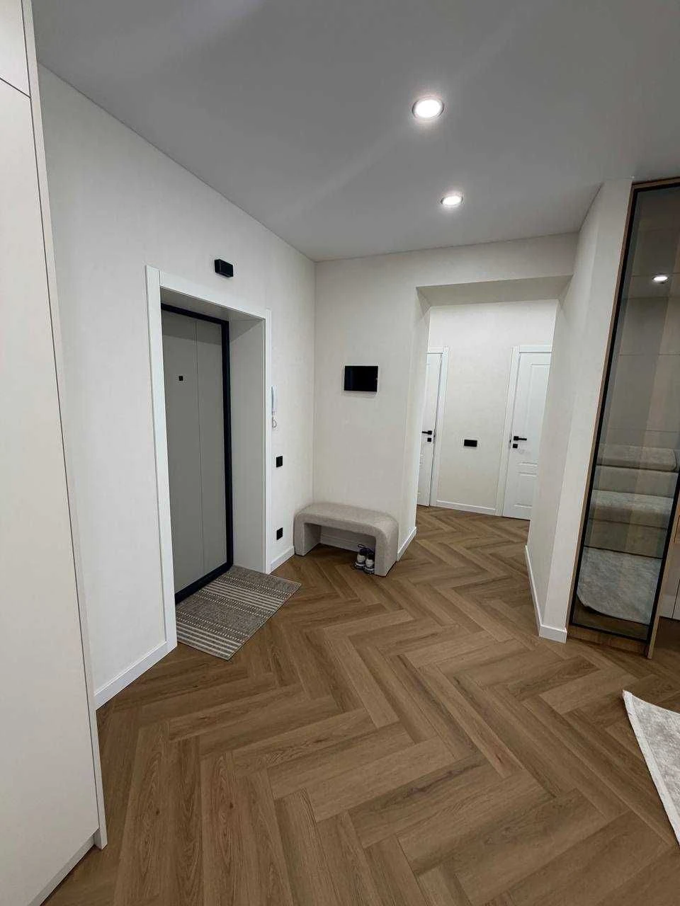 Amazing 2-bedroom new construction with designer renovation for sale!