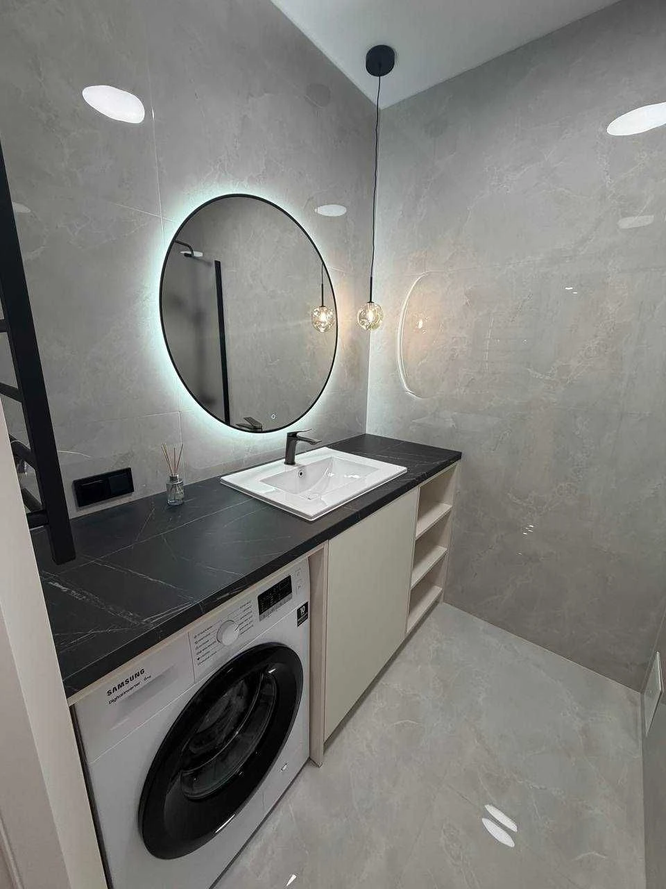 Amazing 2-bedroom new construction with designer renovation for sale!