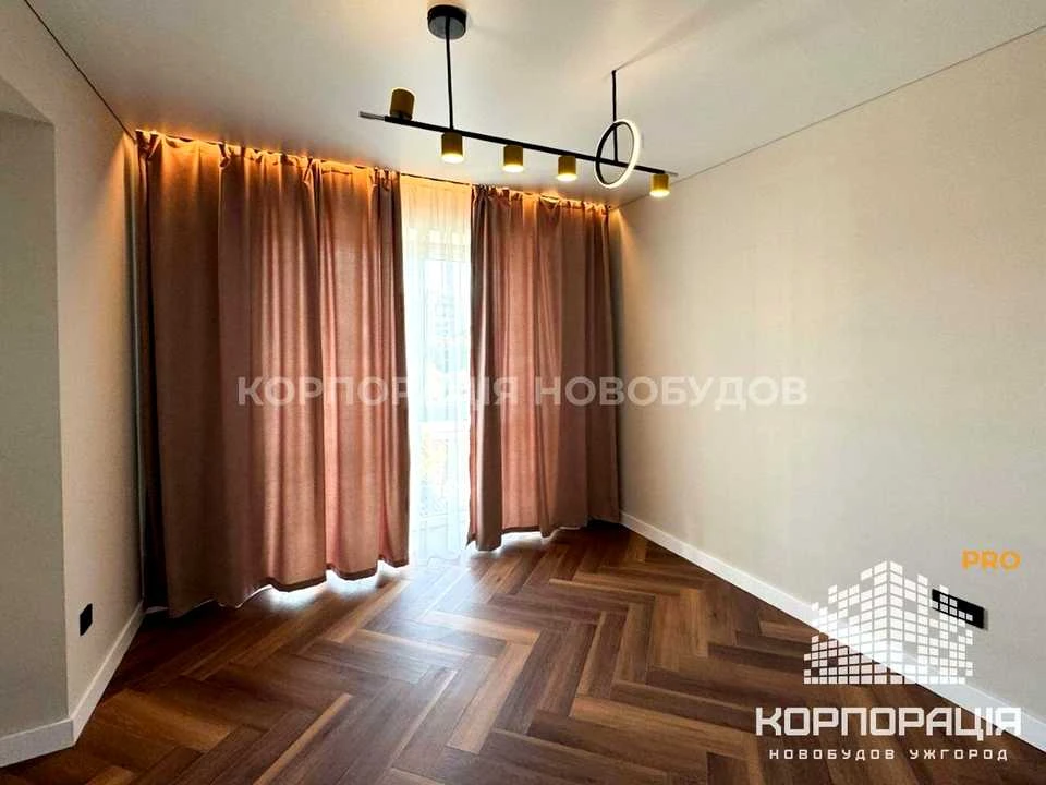Apartment. Uzhgorod, Boris Tlehasa Street