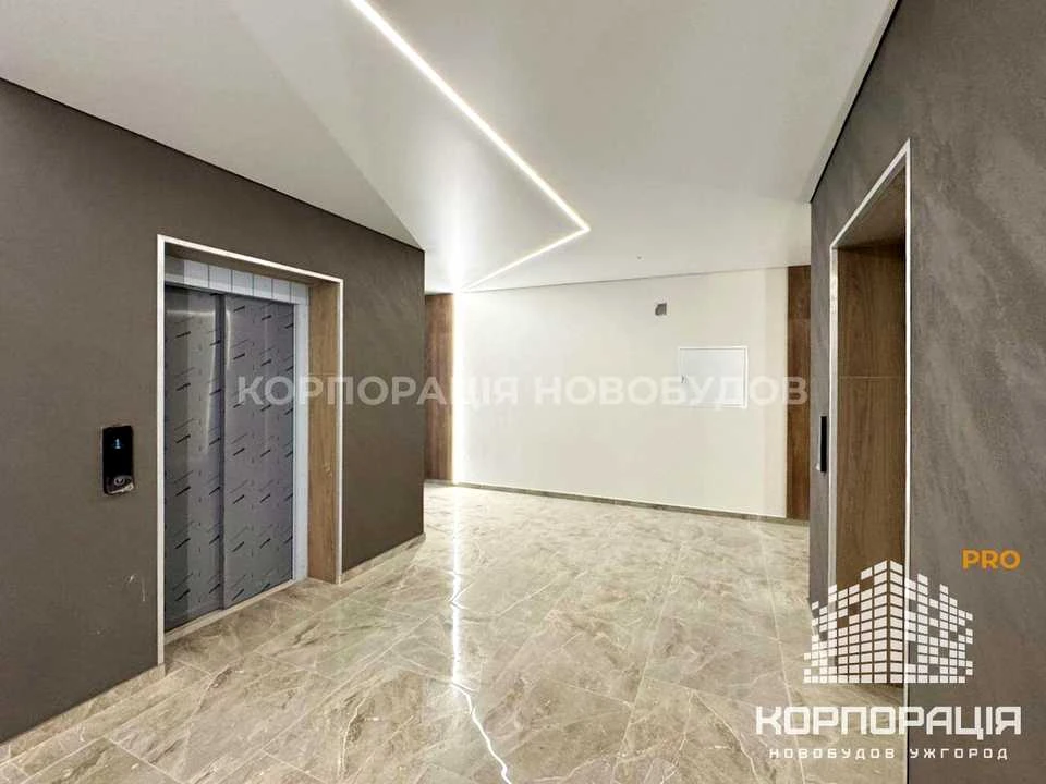 Apartment. Uzhgorod, Boris Tlehasa Street
