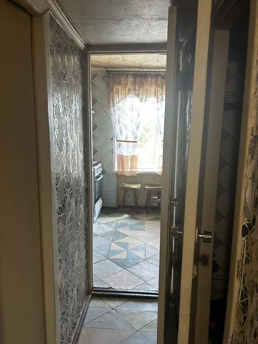 Продам 2-к квартиру на улице Новошкольной