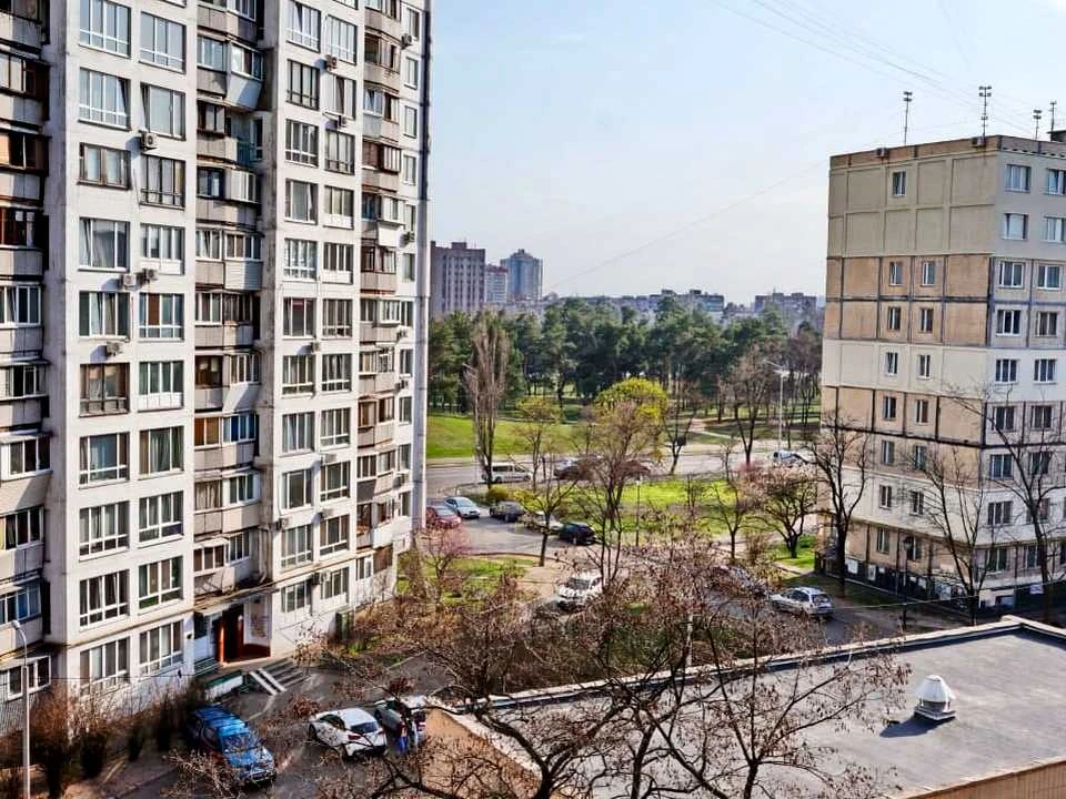 Квартира. Киев, проспект Андрия Малышка
