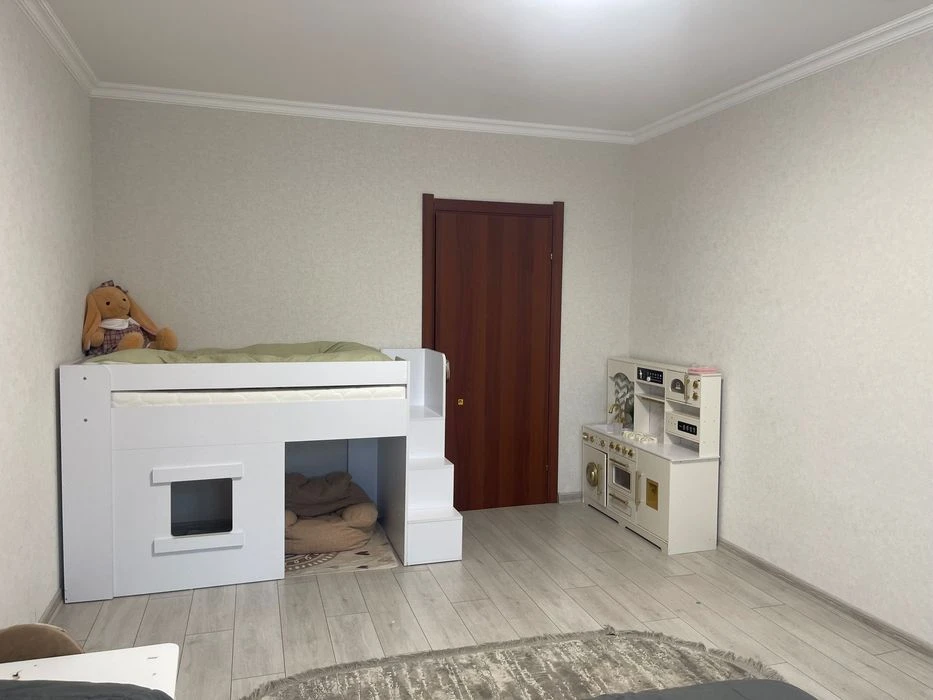 Продажа 3-х комнатной квартиры в ЖК Кристер град