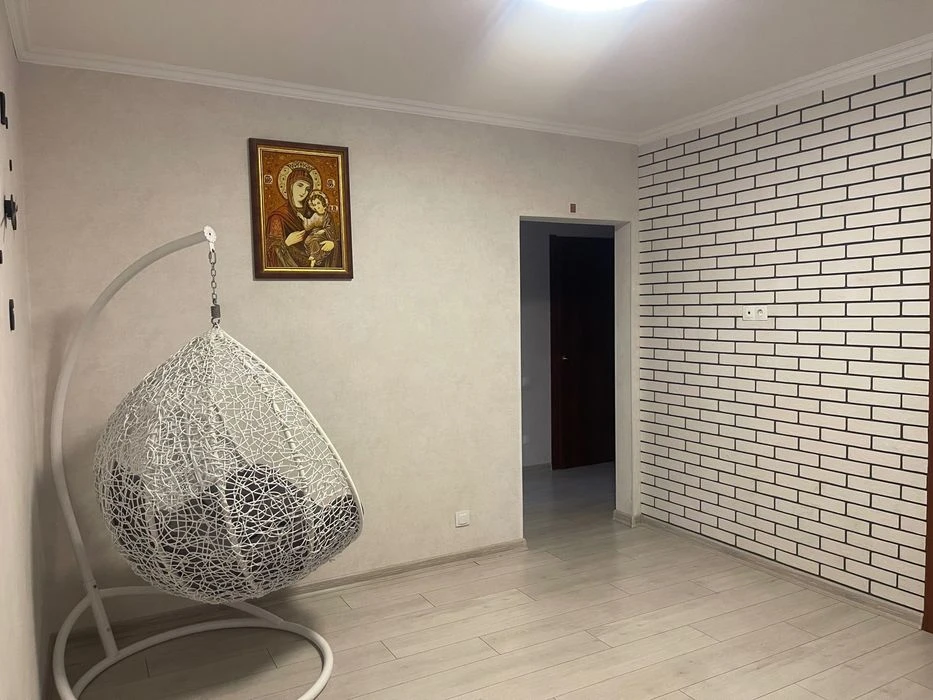 Продажа 3-х комнатной квартиры в ЖК Кристер град