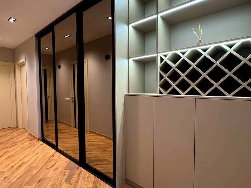 Apartment. Lviv, Kulparkivska St.
