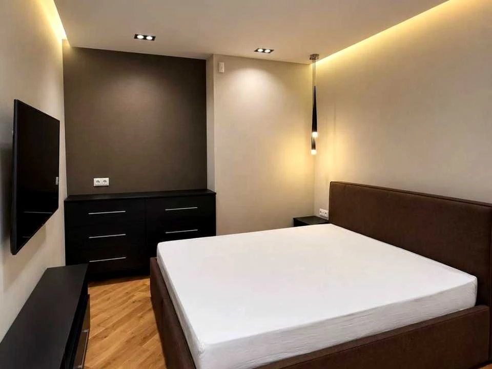 Apartment. Lviv, Kulparkivska St.
