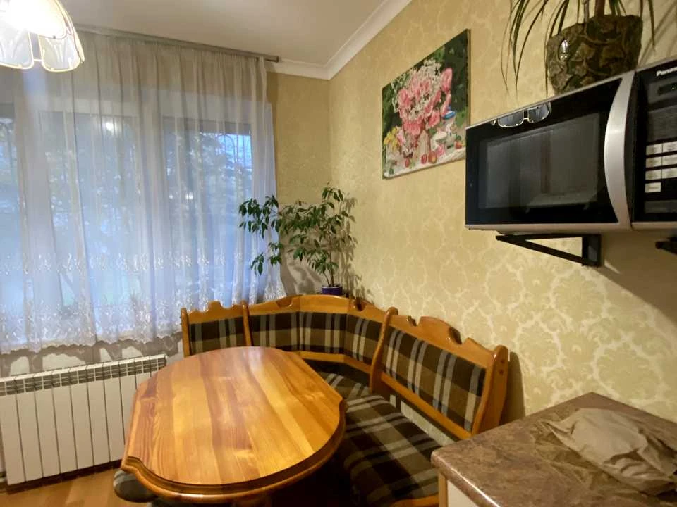 Квартира. Киев, улица Гната Юры.