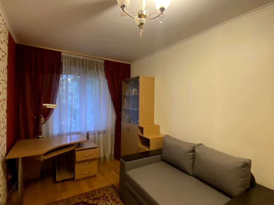 Квартира. Киев, улица Гната Юры.