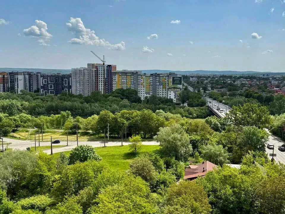 Квартира. Івано-Франківськ, Володимира Івасюка вул.