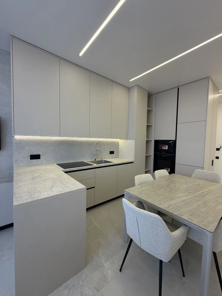 Sale of a 3-bedroom apartment in Uzh Towers.