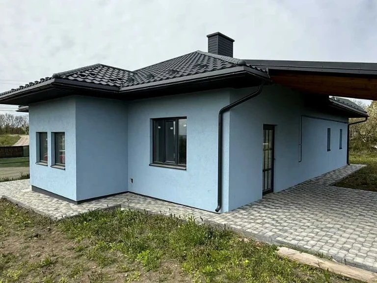 Будинок. Чернівці, Козацька
