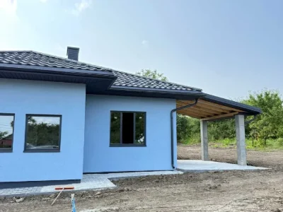 Будинок. Чернівці, Козацька
