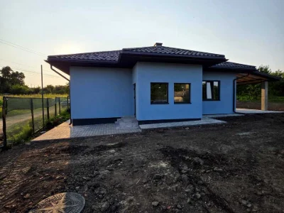 Будинок. Чернівці, Козацька