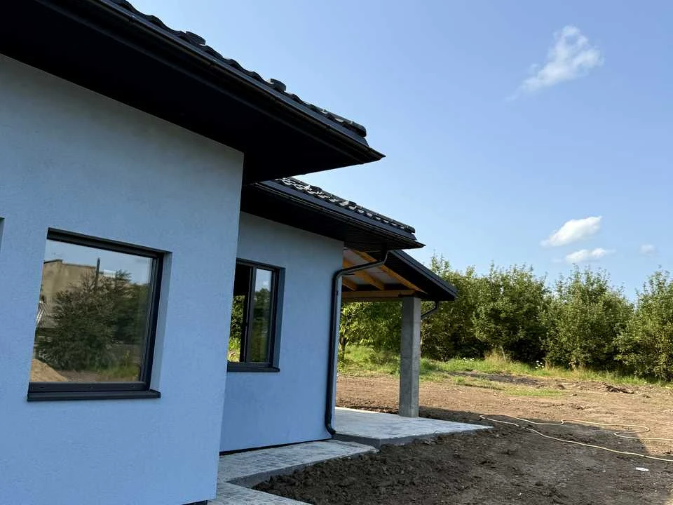 Будинок. Чернівці, Козацька