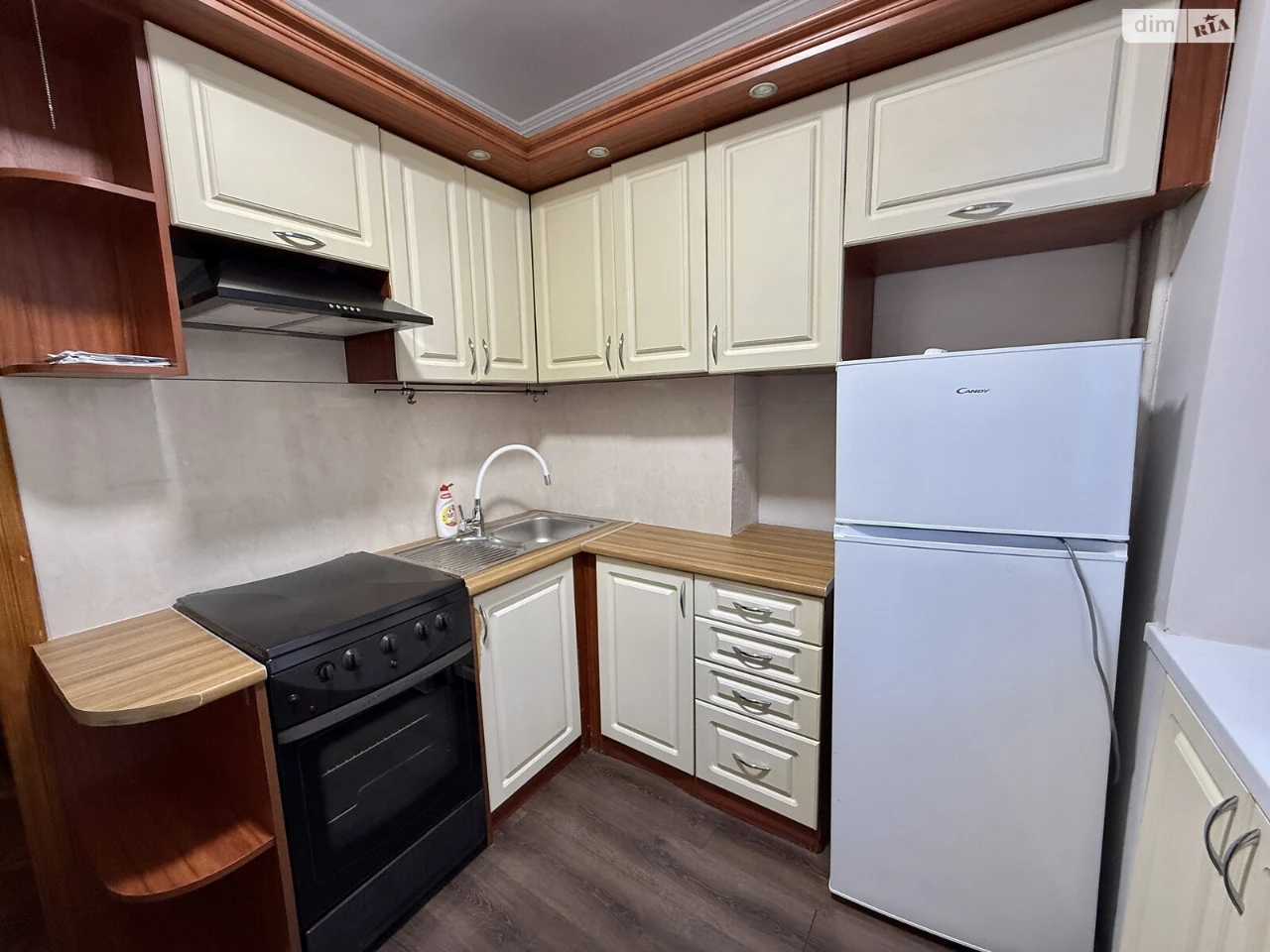Long-Term Rental Apartment, Railway Station