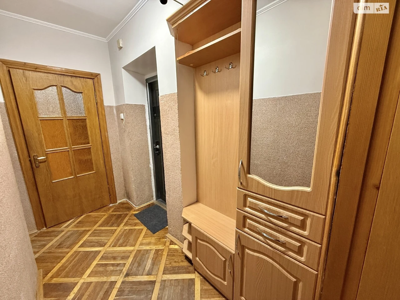 Long-Term Rental Apartment, Railway Station