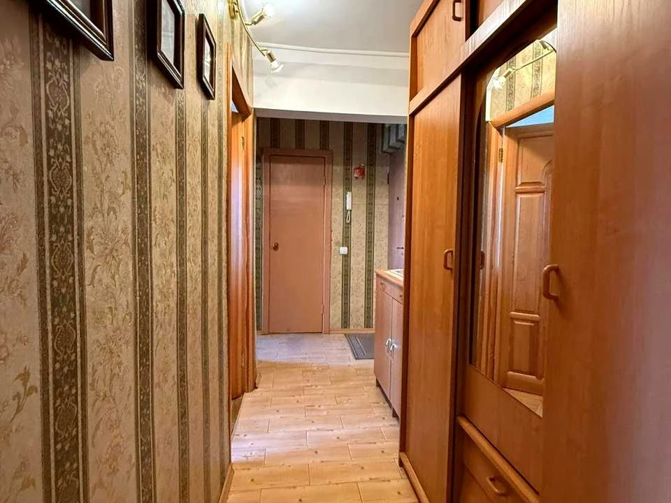Квартира. Київ, Харківське шосе