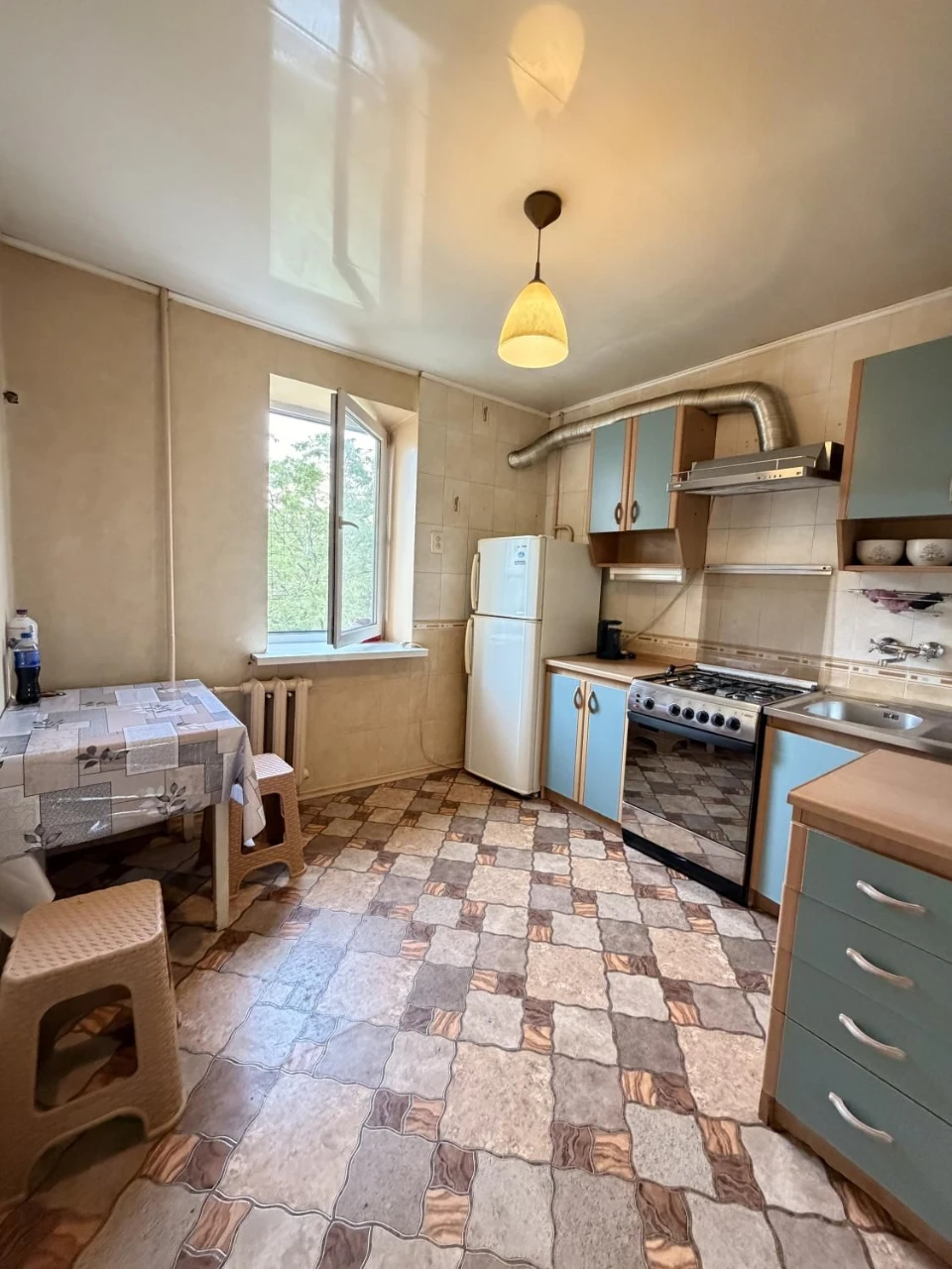 Продажа 2-комнатной квартиры в кирпичном доме в Таирове (3-372-171)