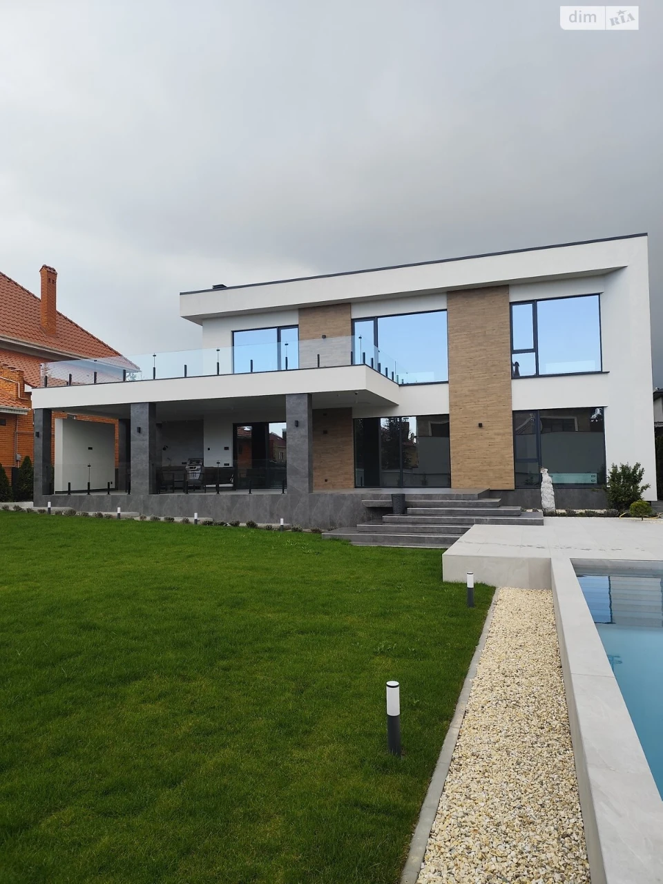Sale of a House Sauvignon