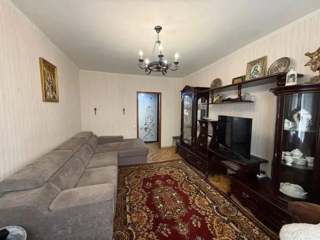 Продам 3к кв Героев пр. 4, корп. 13, ЖМ Победа-4