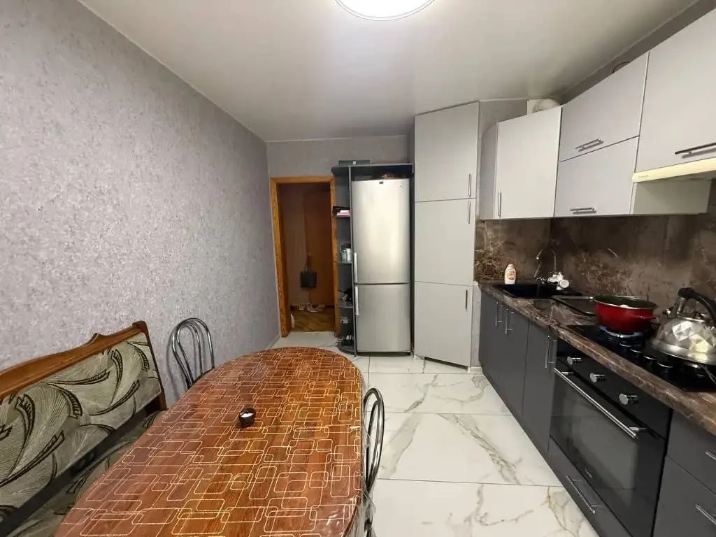 Продам 3к кв Героев пр. 4, корп. 13, ЖМ Победа-4