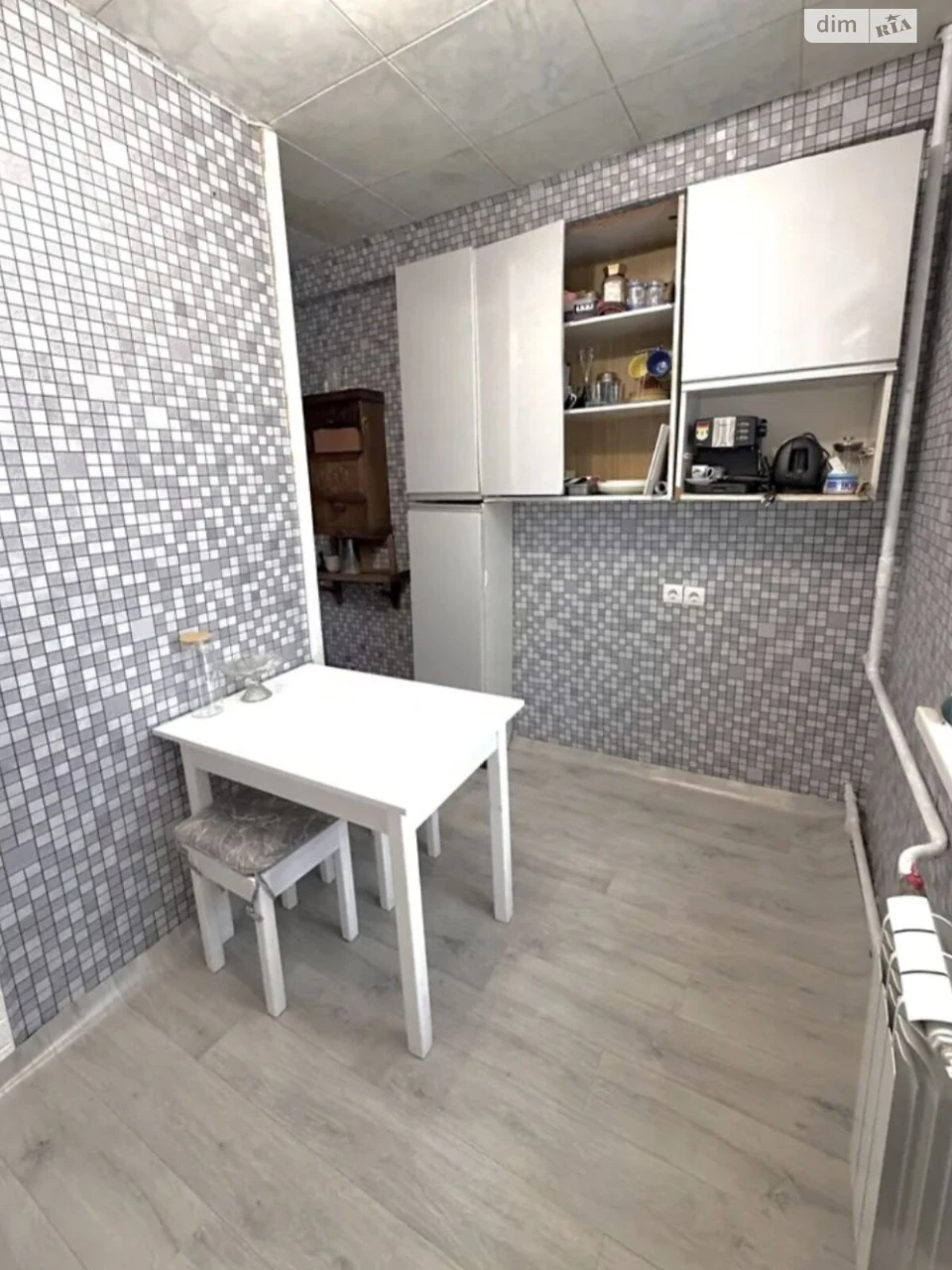 Long-Term Rental, 3-Bedroom Apartment in Syrets