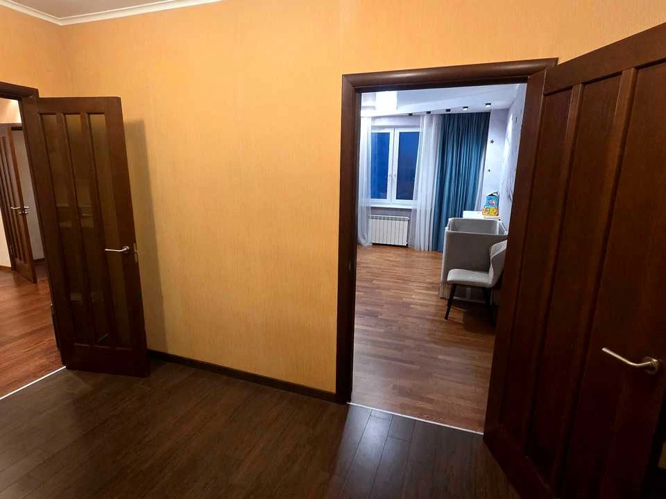 Квартира. Київ, Велика Китаївська вул.