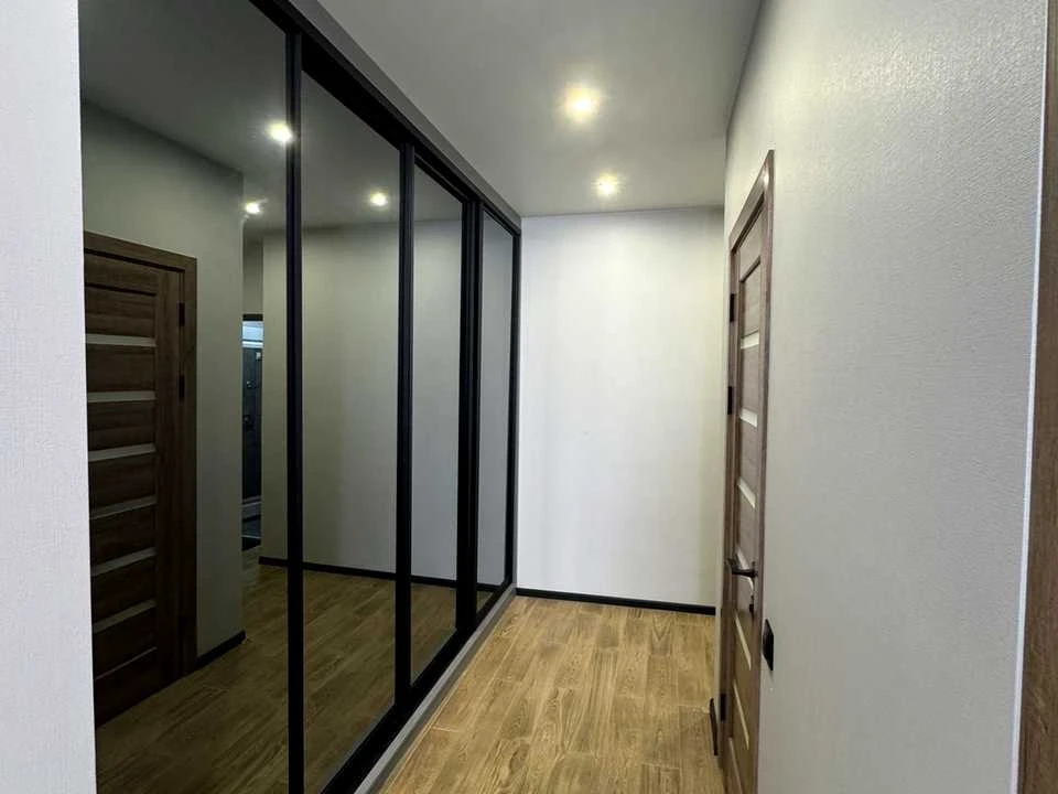 Apartment. Kyiv, Obolonsky Prospect.