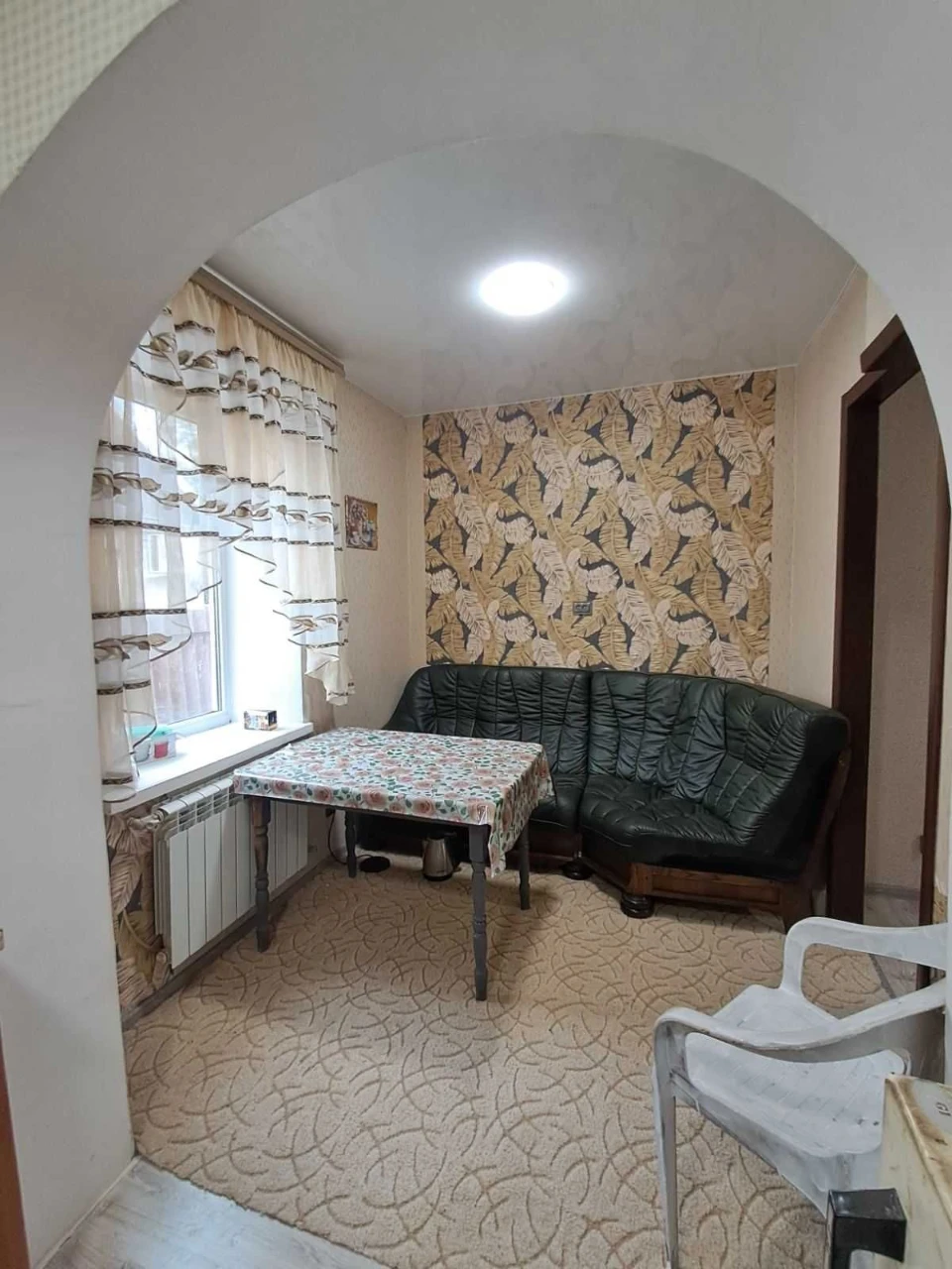 Продається будинок з ділянкою 8 соток. Новий євроремонт. Проспект Мета