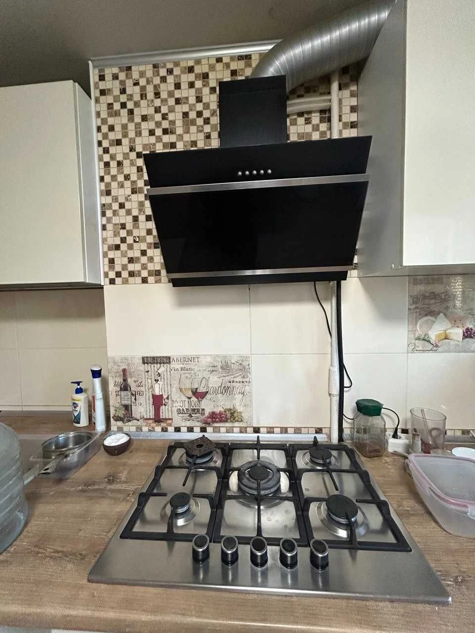 For Sale: Four-room apartment at 75 Manevikh Street