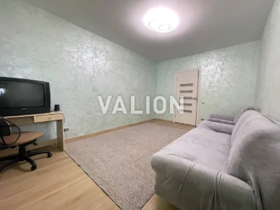 Продажа 4-комнатной квартиры, ул. Вишняковская, 9, Дарницкий район, Харьков