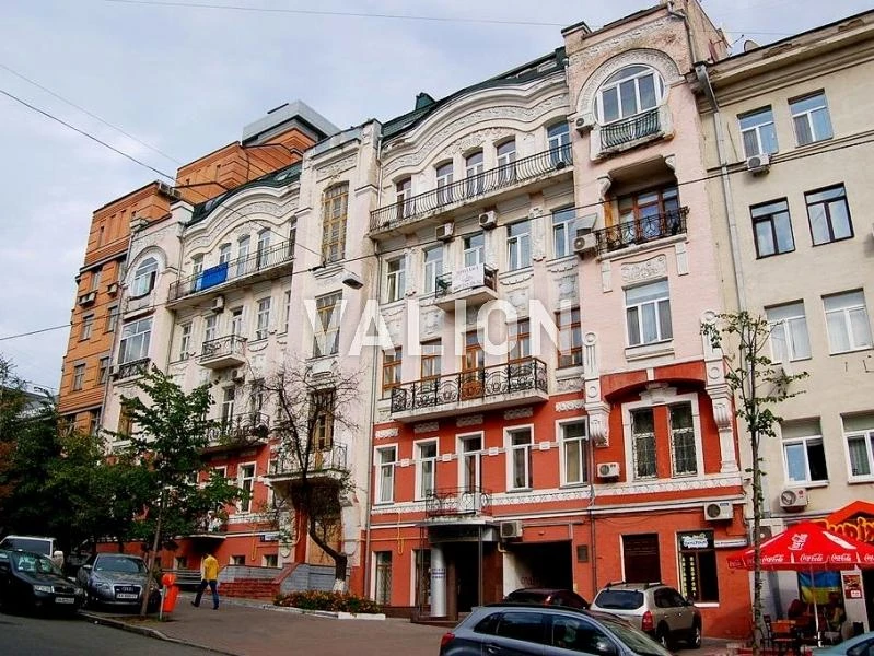 Продажа 4-комнатной квартиры, ул. Владимирская, 81