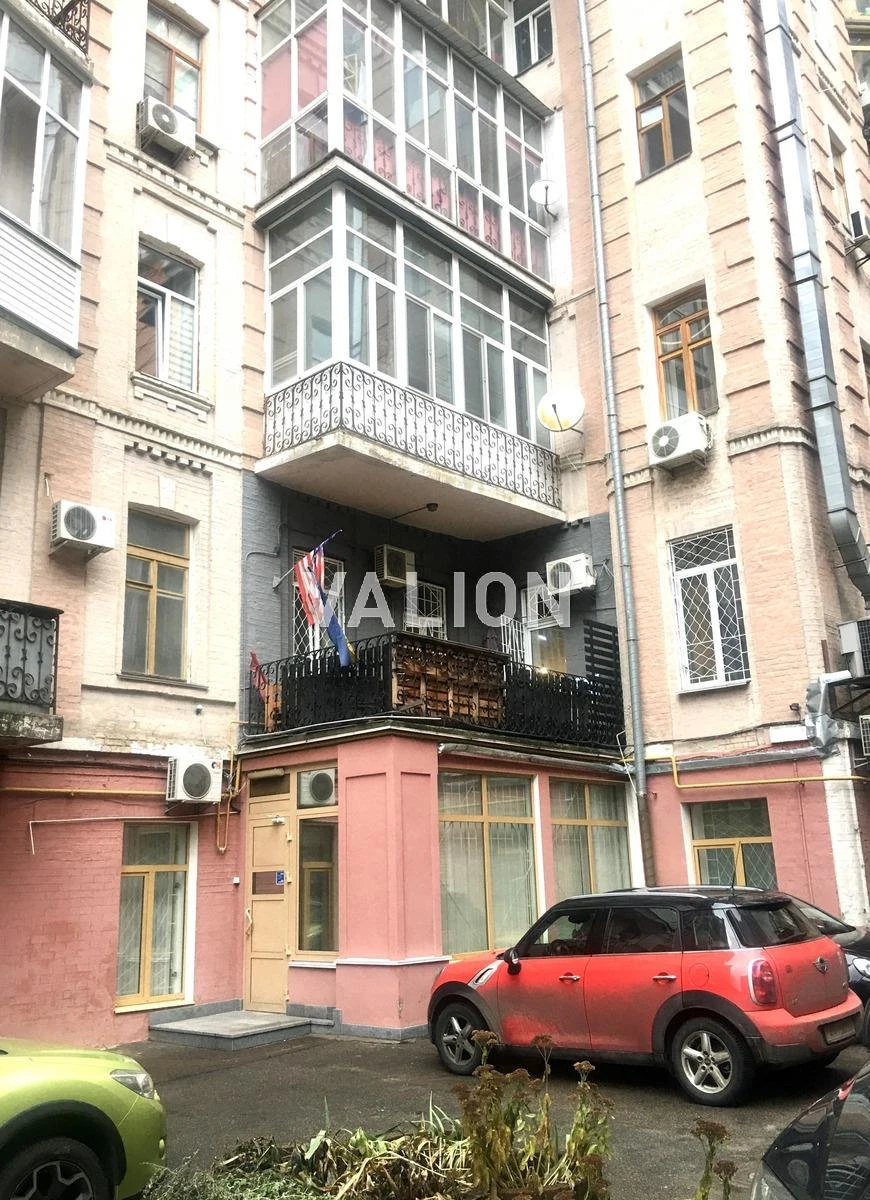 Продажа 4-комнатной квартиры, ул. Владимирская, 81