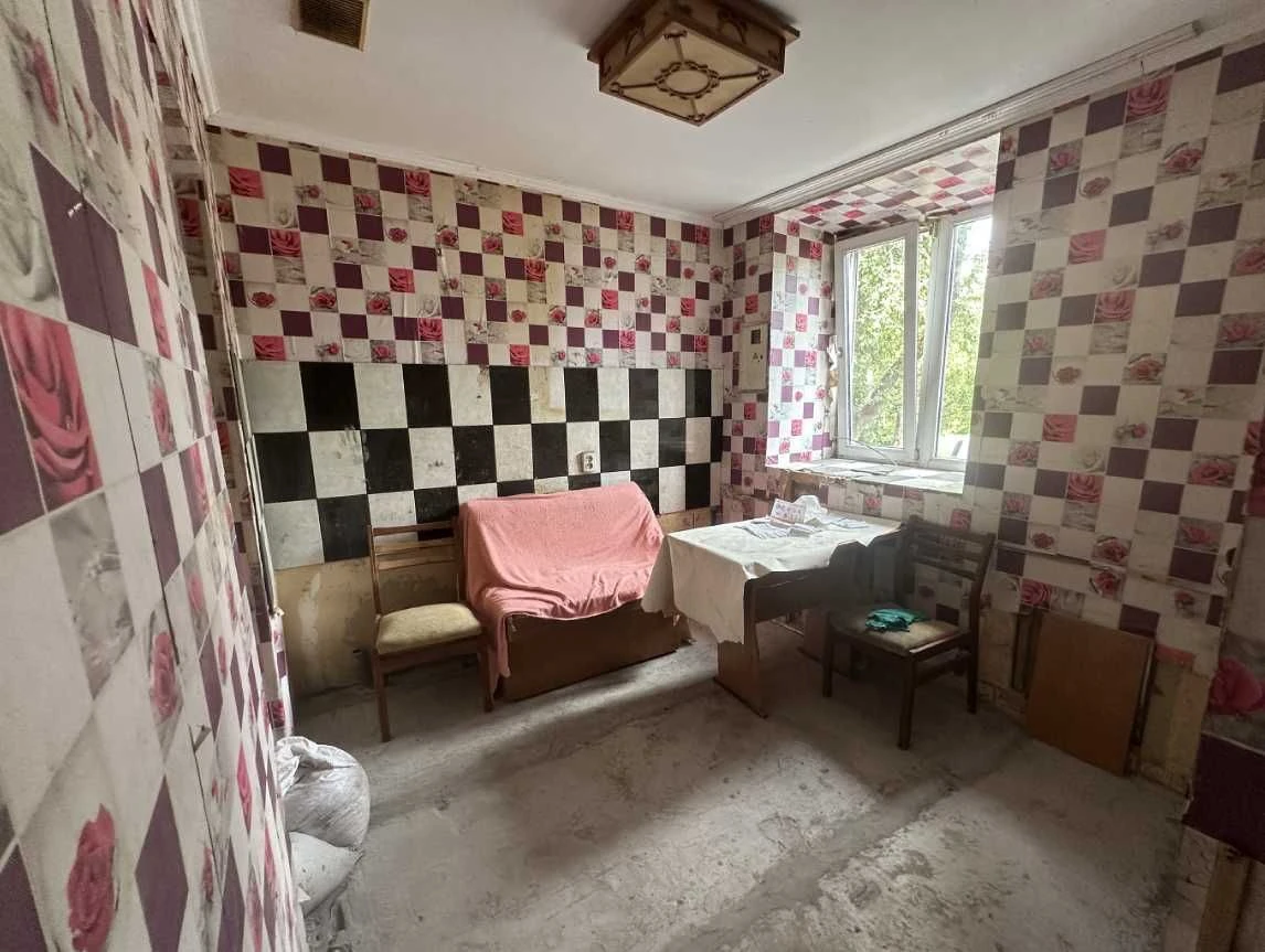 Продаж 2к квартири мікрорайон Дубове