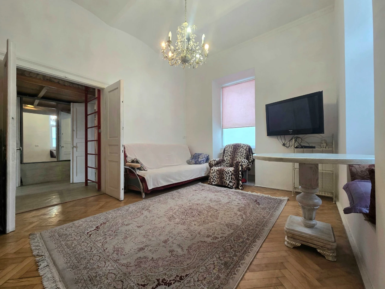 Apartment for sale in the center of Lviv, Vicheva Street