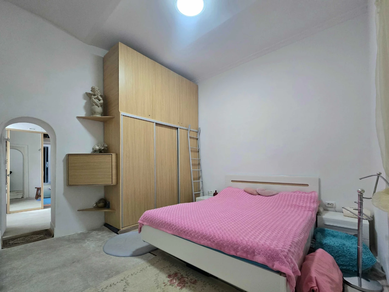 Apartment for sale in the center of Lviv, Vicheva Street