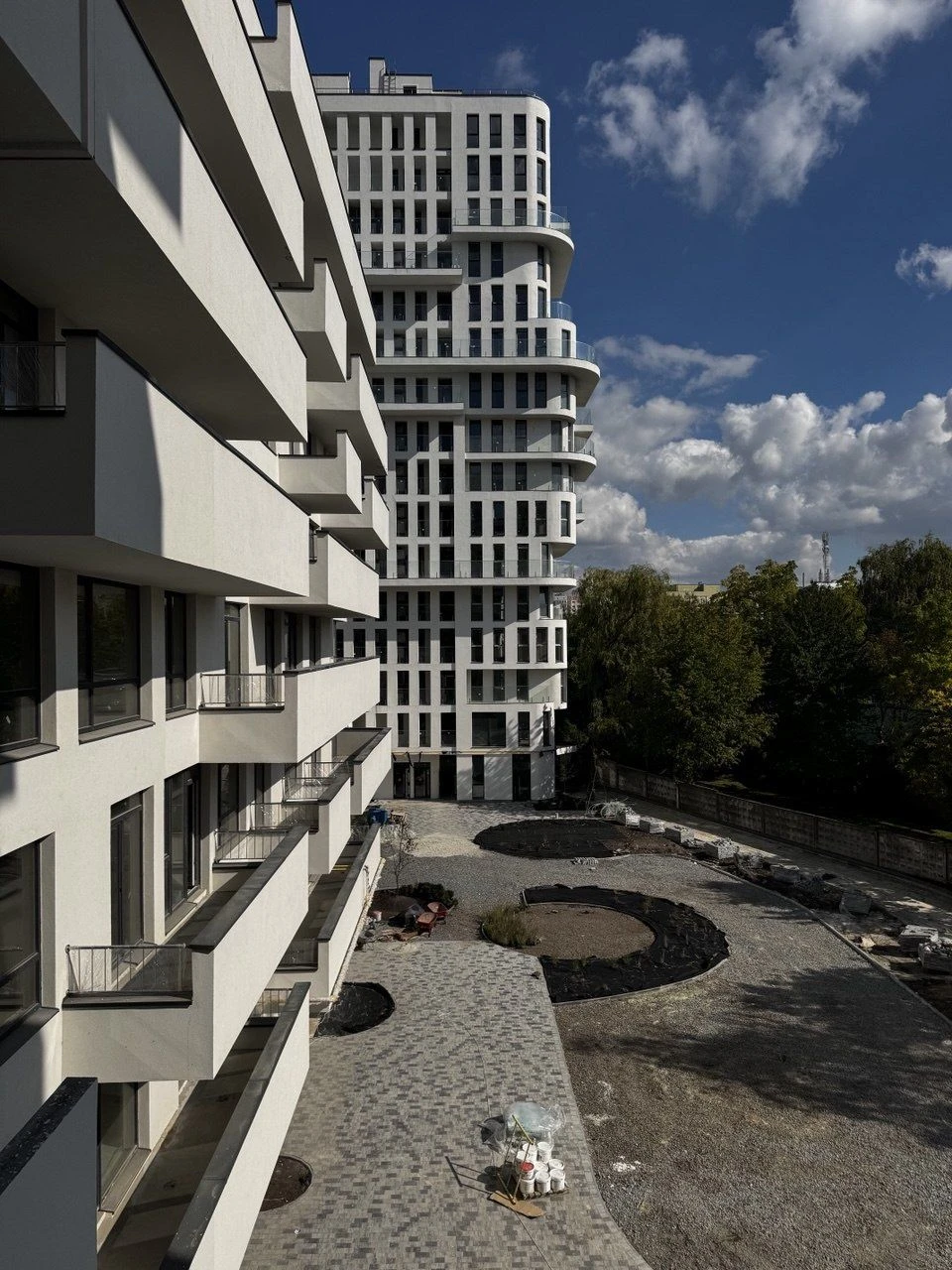 Продаж  3-кімнатної квартири в новобудові ЖК Five Address (в