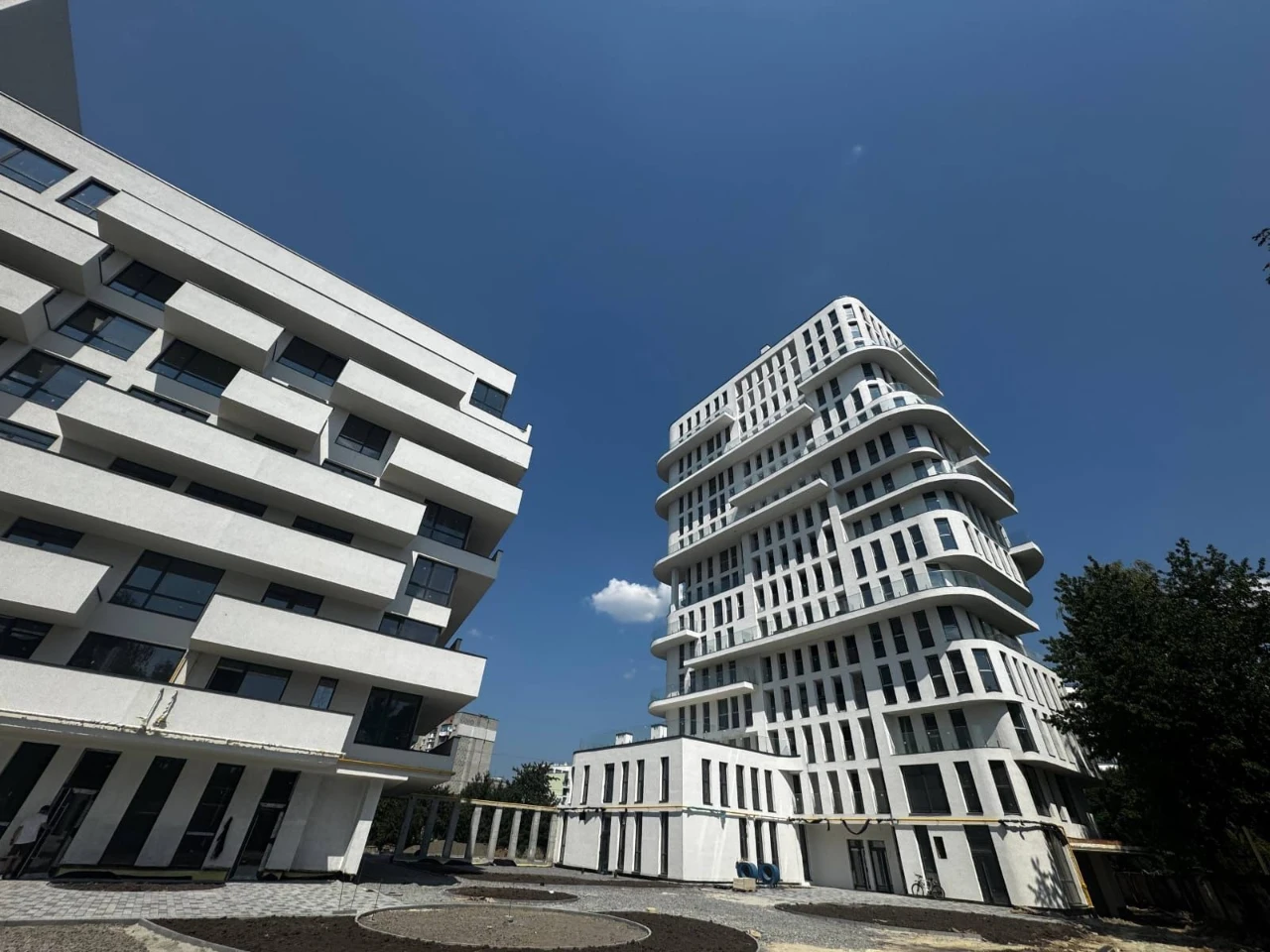 Продаж  3-кімнатної квартири в новобудові ЖК Five Address (в
