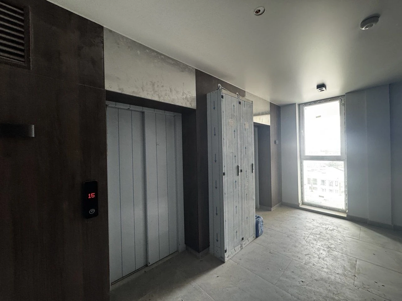 Продаж  3-кімнатної квартири в новобудові ЖК Five Address (в