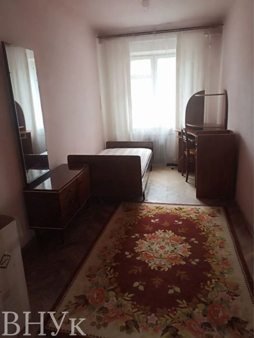 Продаю 3км квартиру, з хорошим розташуванням!