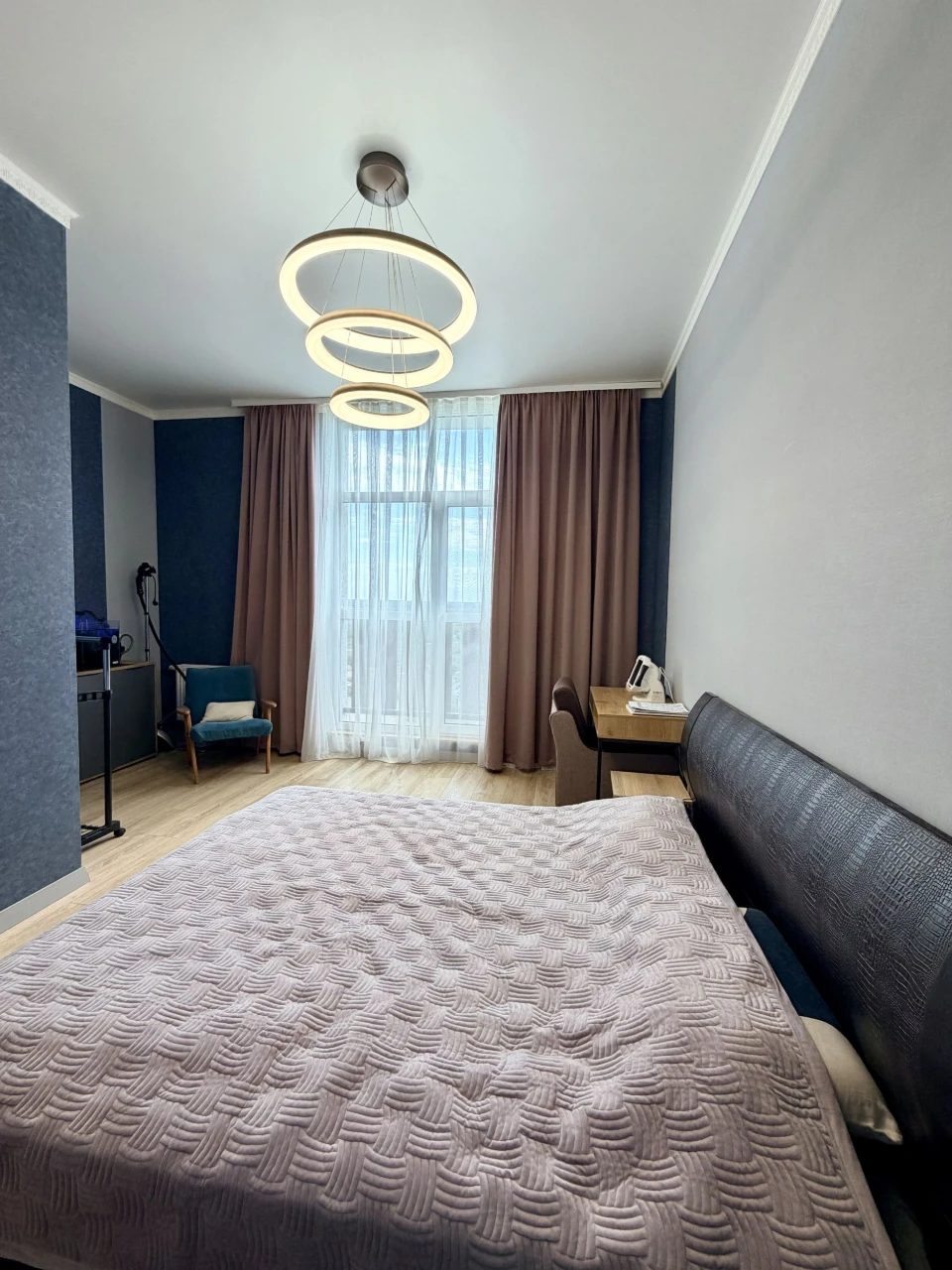 Продаж 2-кімнатної квартири 73.7 м.кв., вул. Ковалика