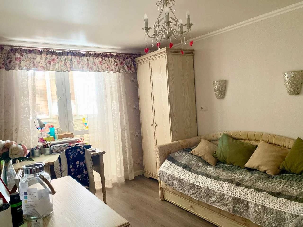 Продаж 3-кім. квартири 100м2 з ремонтом, меблями і технікою!