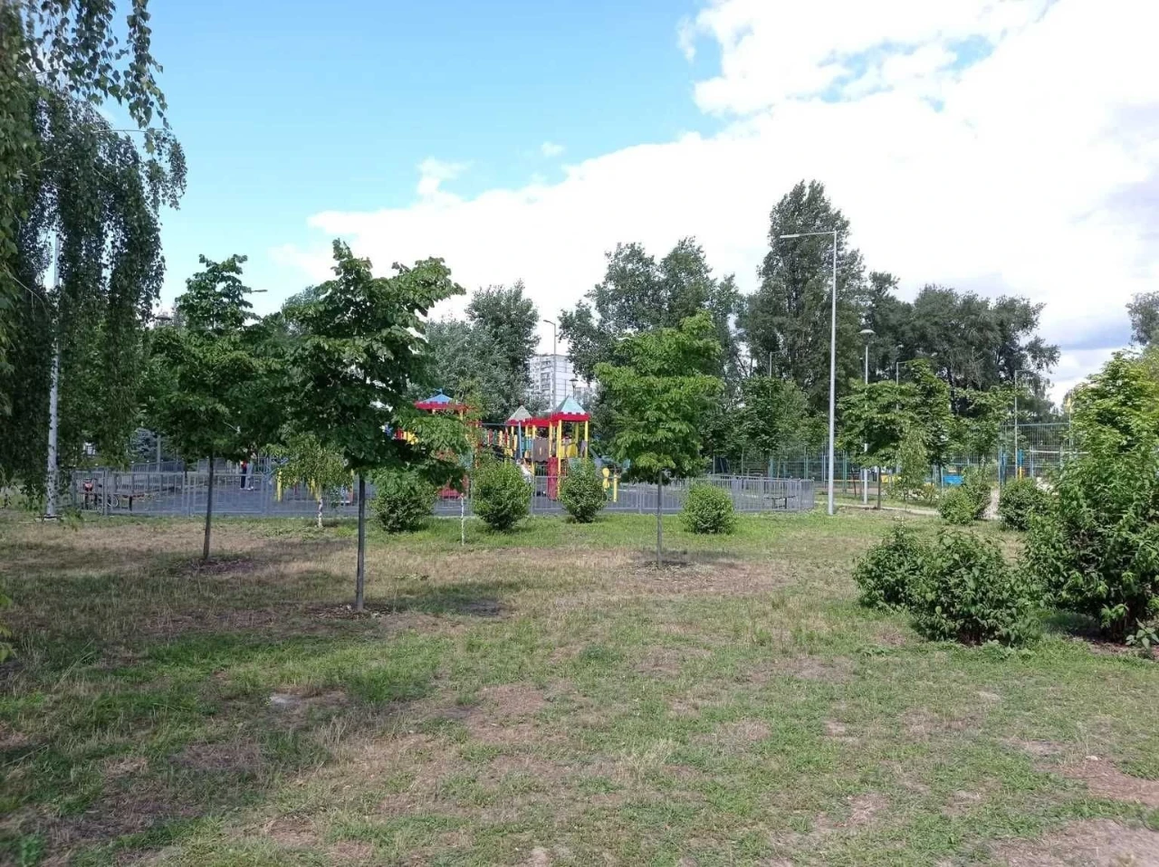 БЕРЕЗНЯКИ. 1 кімнатна. вул. Березняківська 14