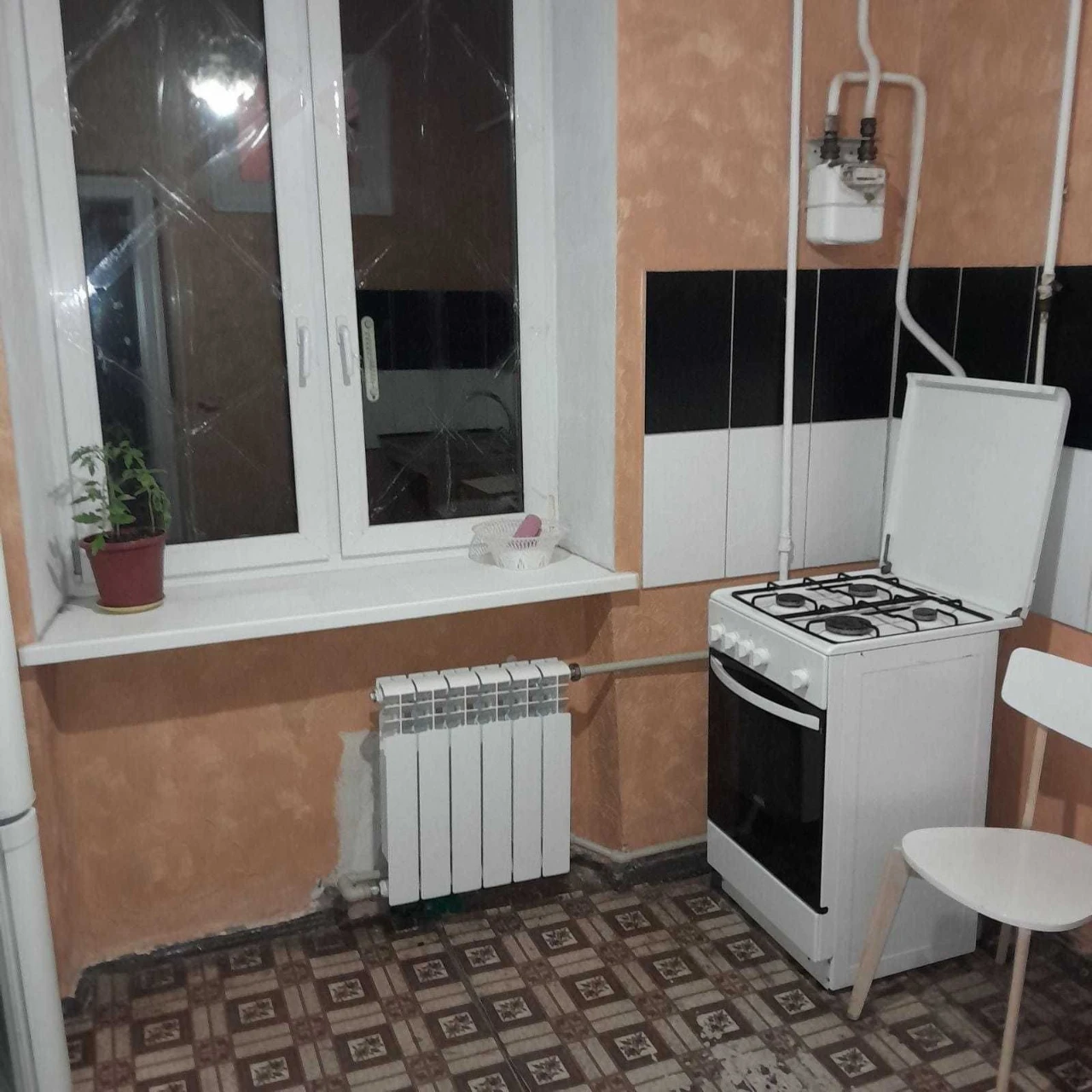 Apartment for Sale in Kharkiv, Music Street, 2nd floor.