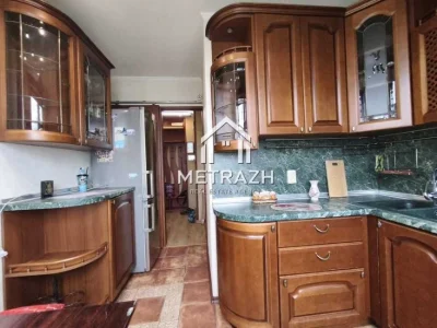 Cozy 3-bedroom apartment for sale on Leopolda Sviody